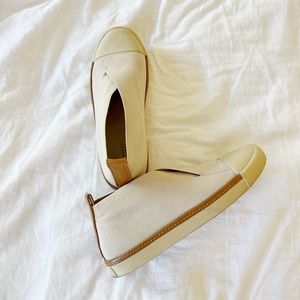 Mercedes Castillo Sneaker